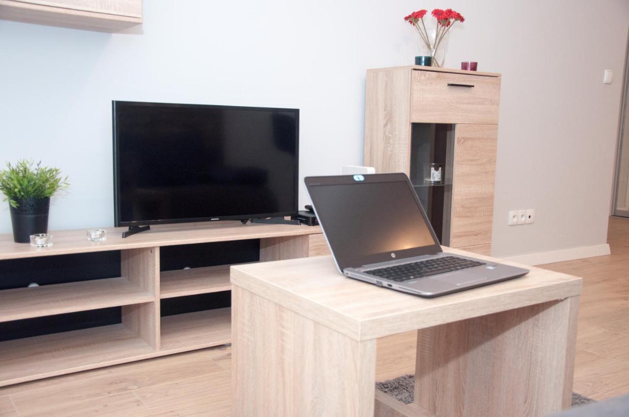 Apartament Obrzeżna 3 Deluxe Warschau Exterior foto
