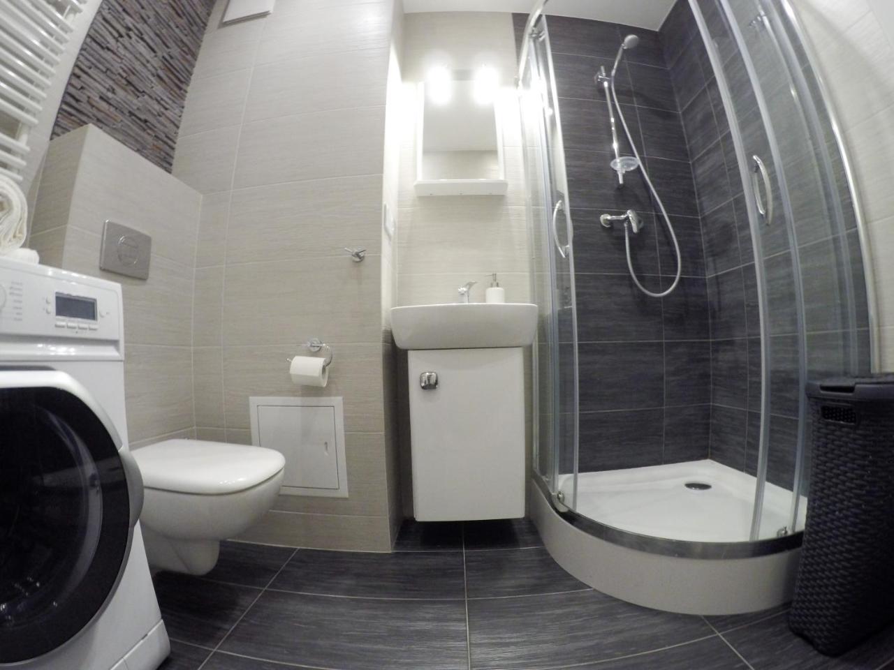 Apartament Obrzeżna 3 Deluxe Warschau Exterior foto
