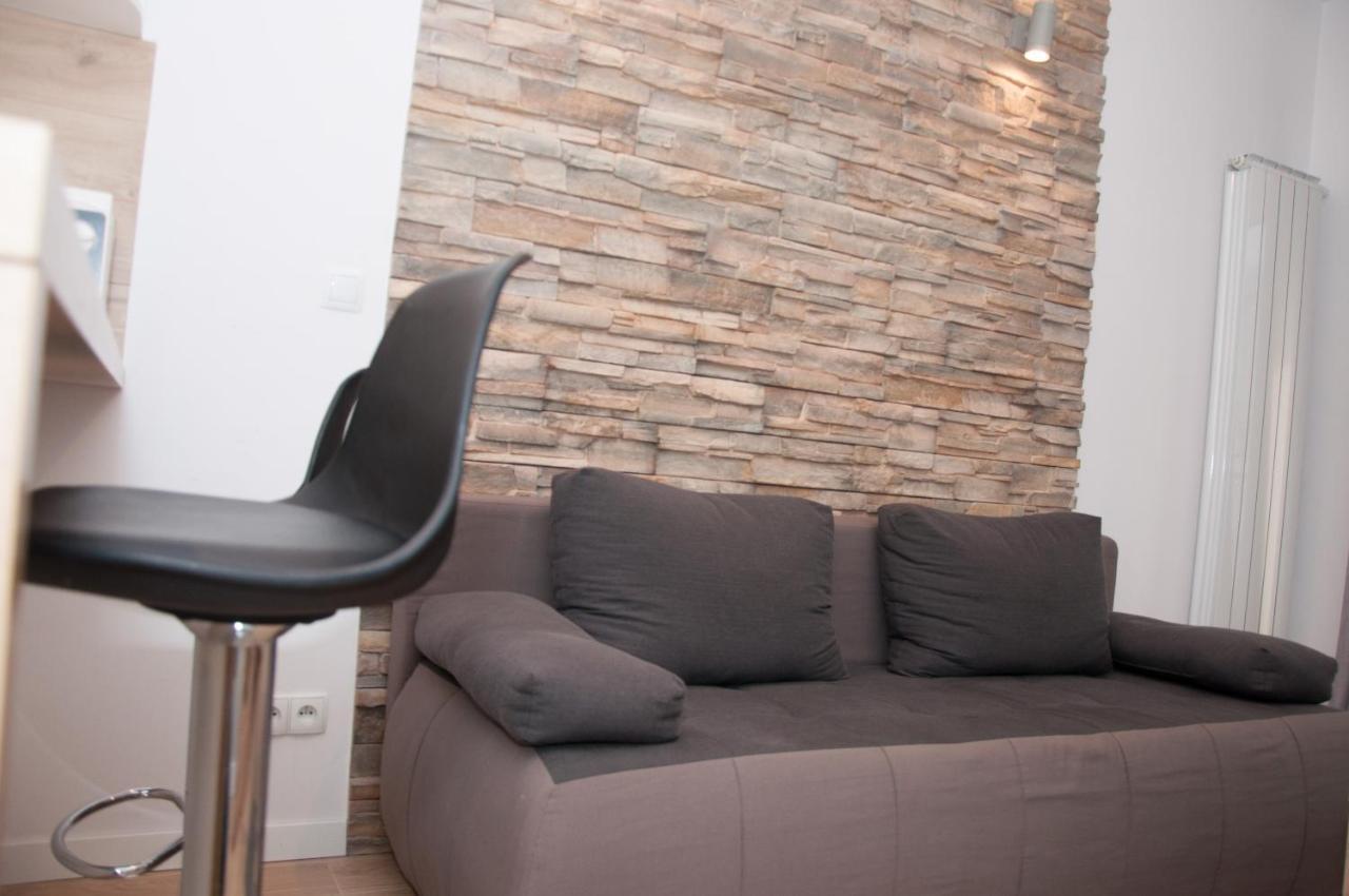 Apartament Obrzeżna 3 Deluxe Warschau Exterior foto